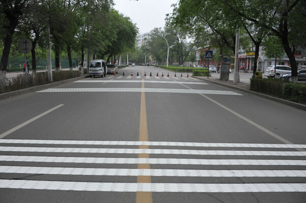 道路震蕩線(xiàn)