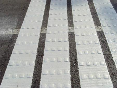 道路震蕩線(xiàn)